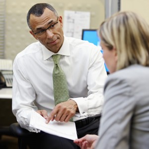The Benefits of Obtaining Mortgages through a Mortgage Agent